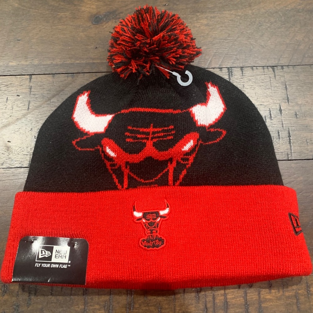 NWT Chicago Bulls big logo beanie